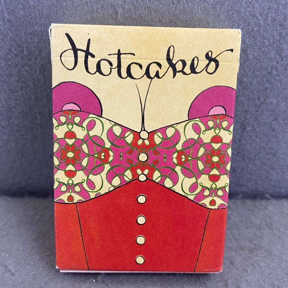 Uusi  Red Hotcakes Playing Cards First Edition Hand Painted Art Deck USA
